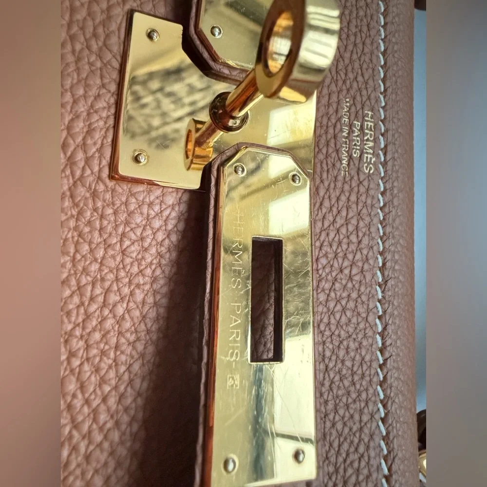 Hermès Kelly 28 in Togo Leather – Stamp Z (2021) - Picture 14 of 17
